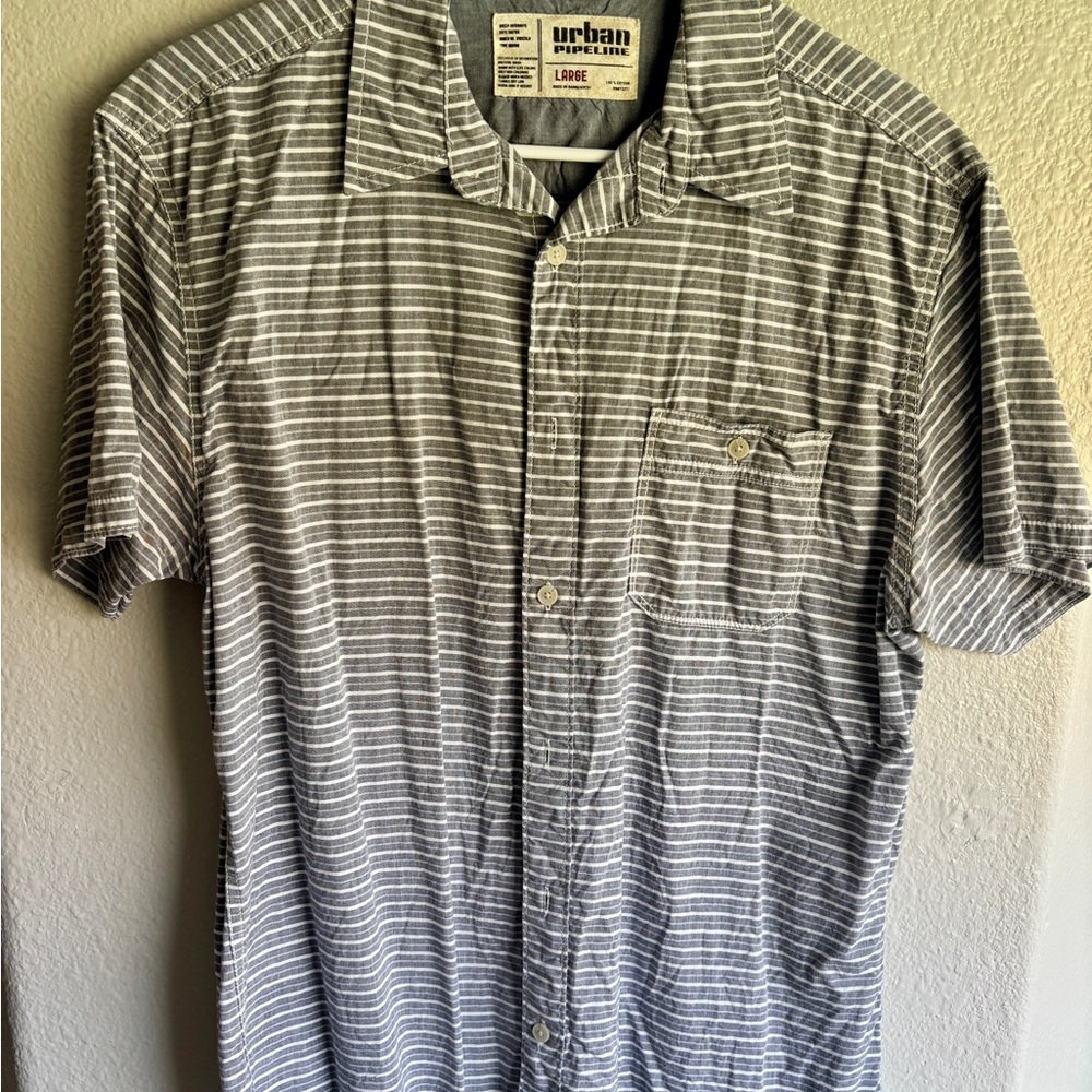 Urban Pipeline Men's Gray and White Striped Shirt